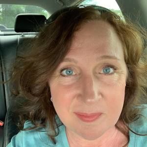 Meet your Posher, Angie